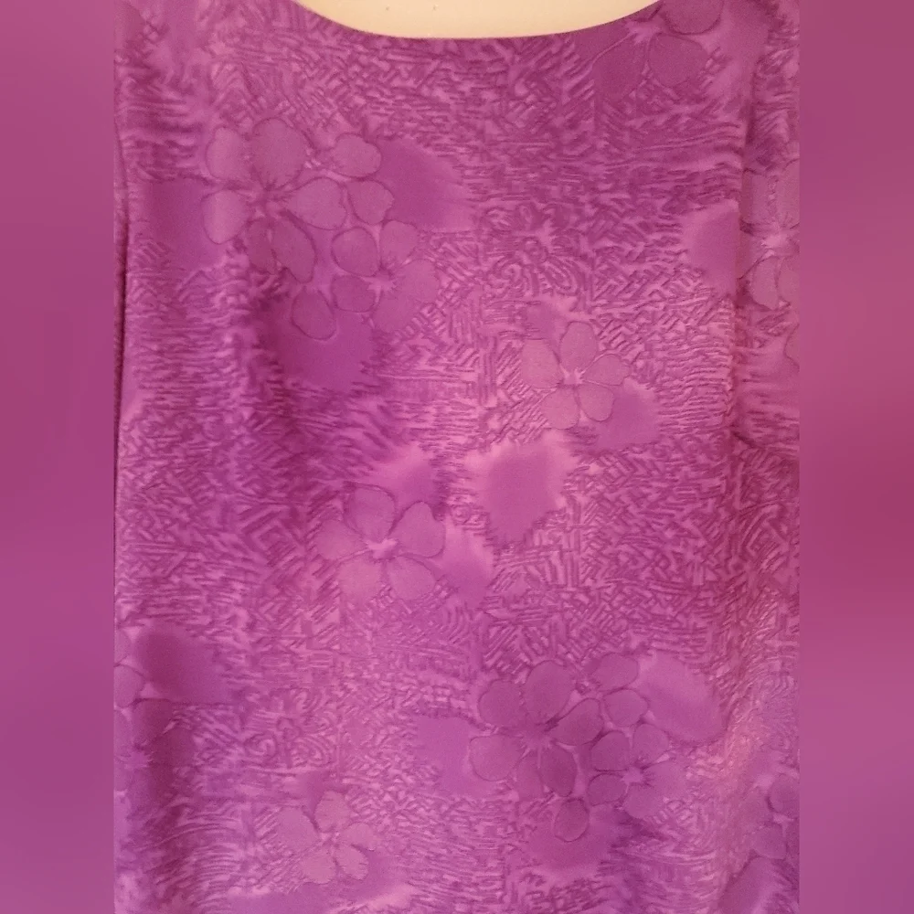 Formal lace Hawaiian purple dress - Picture 4 of 8